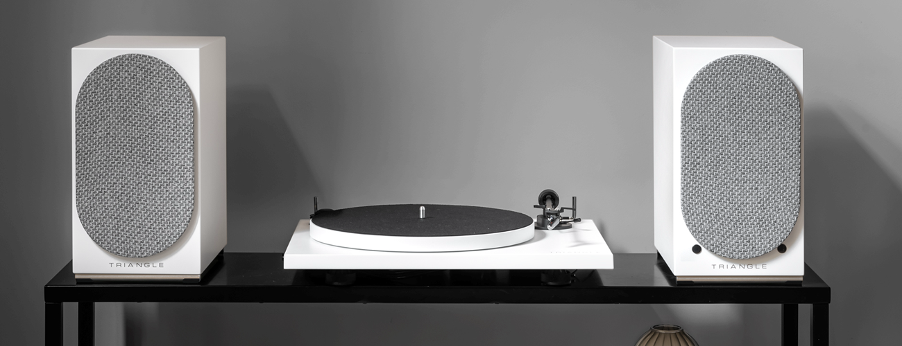AIO Twin set with Triangle Turntable (sold separately)