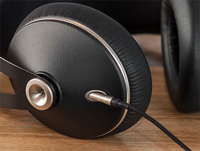 Meze Audio's 99 Neo Headphones with new ABS Plastic cup materials