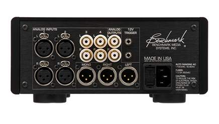 Benchmark HPA4 Headphone Amplifier Rear Panel