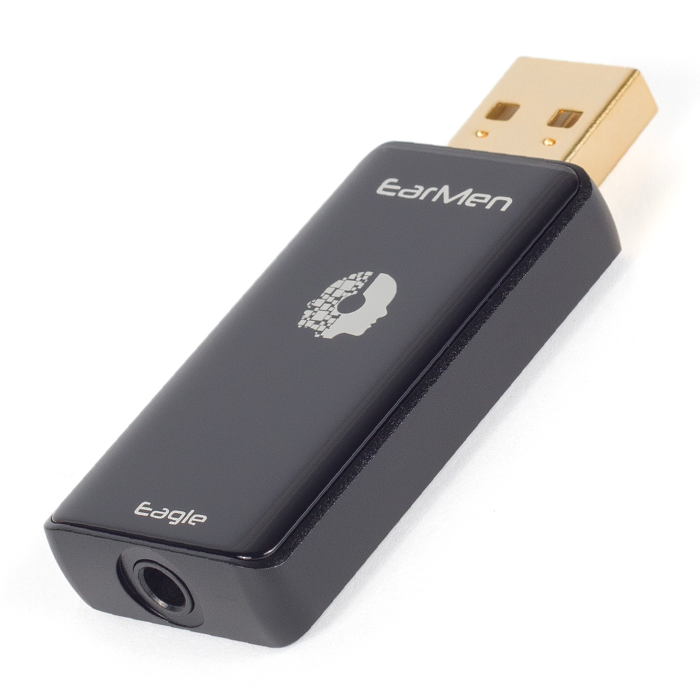 EarMen's Eagle headphone port