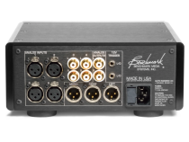 Rear input panel of the Benchmark LA4 line amplifier
