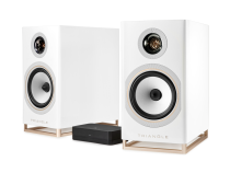 Triangle Capella wireless speaker system in Space White